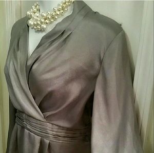 Jones NY Platinum blouse